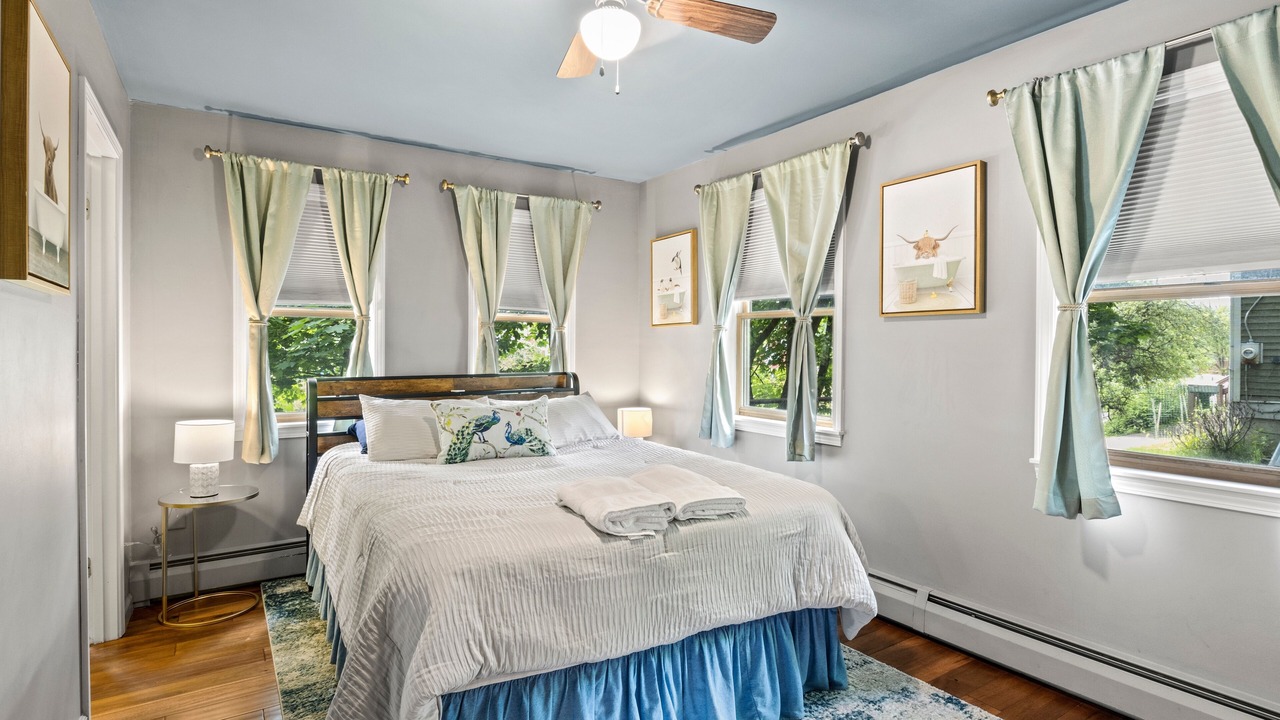 Photo of Bedroom in Ithaca