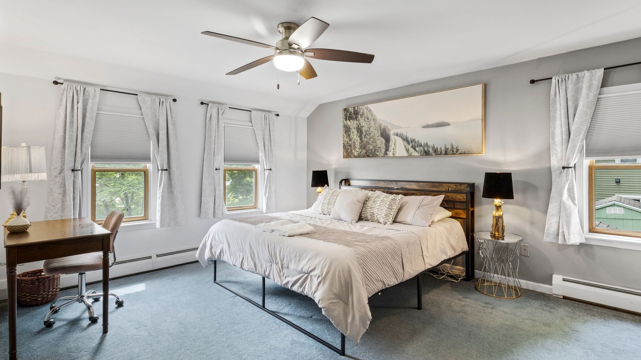 Photo of Bedroom in Ithaca