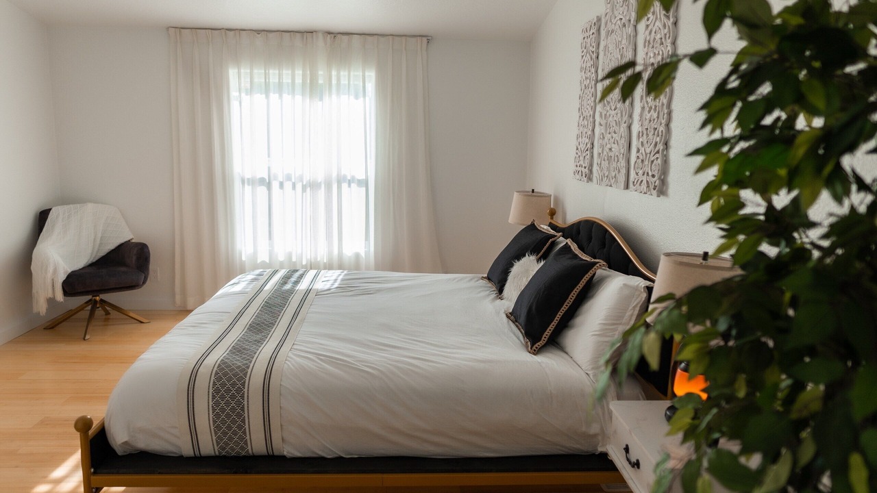 Photo of Bedroom in Pacific County