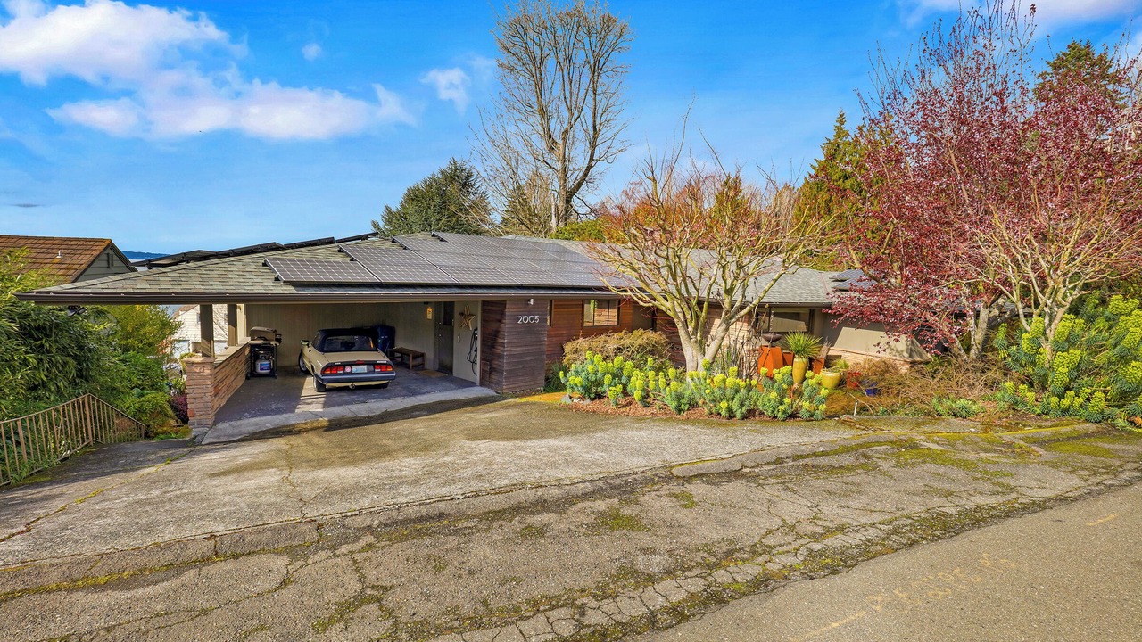 Photo of Outdoor in North Beach/Blue Ridge