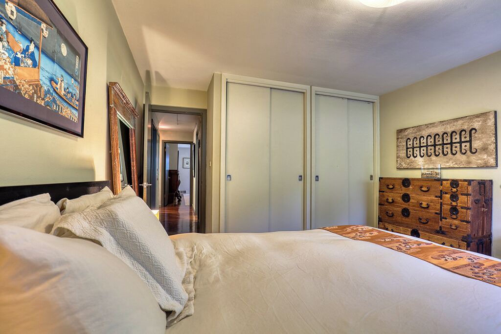 Photo of Bedroom in North Beach/Blue Ridge