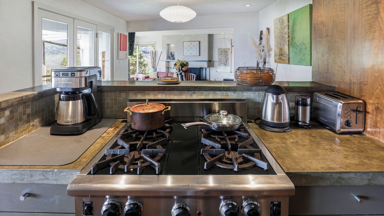 Photo of Kitchen in North Beach/Blue Ridge