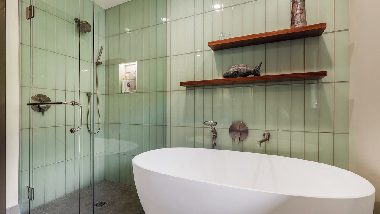 Photo of Bathroom in North Beach/Blue Ridge