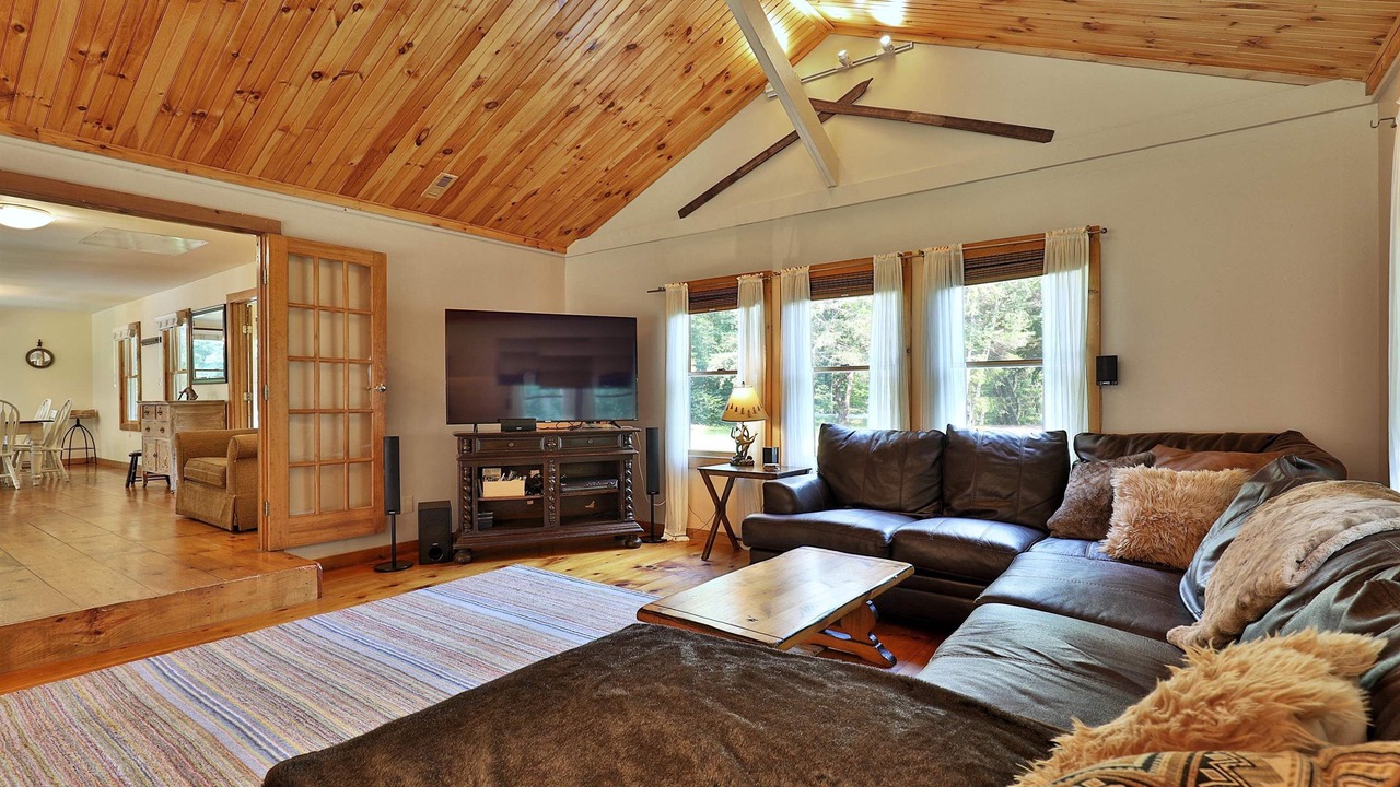 Photo of Bedroom in Pittsfield