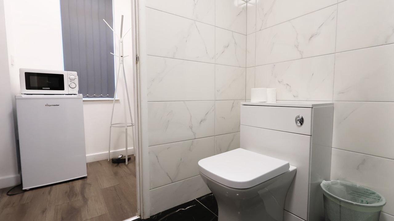 Photo of Bathroom in Penylan
