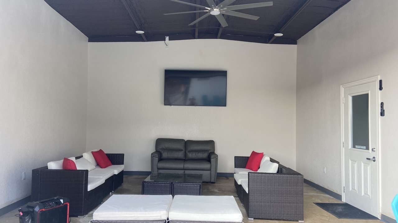Photo of Outdoor in Coulter Sub Mcgee