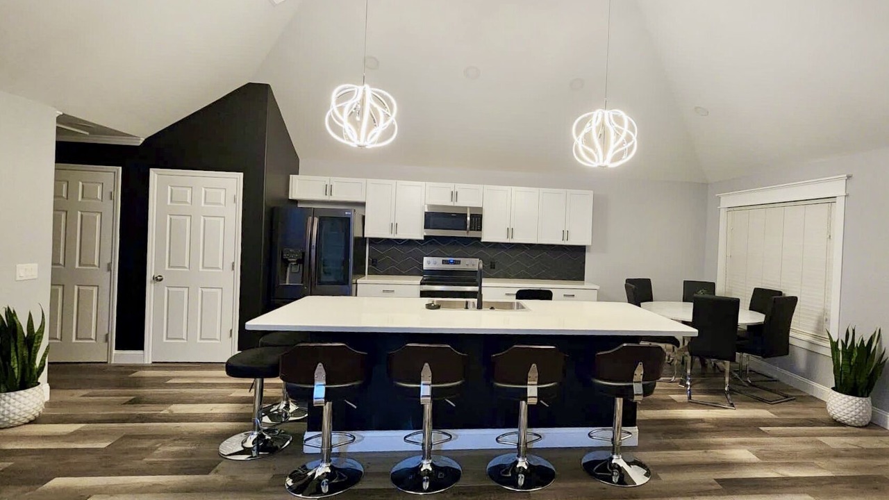 Photo of Others in Pooler