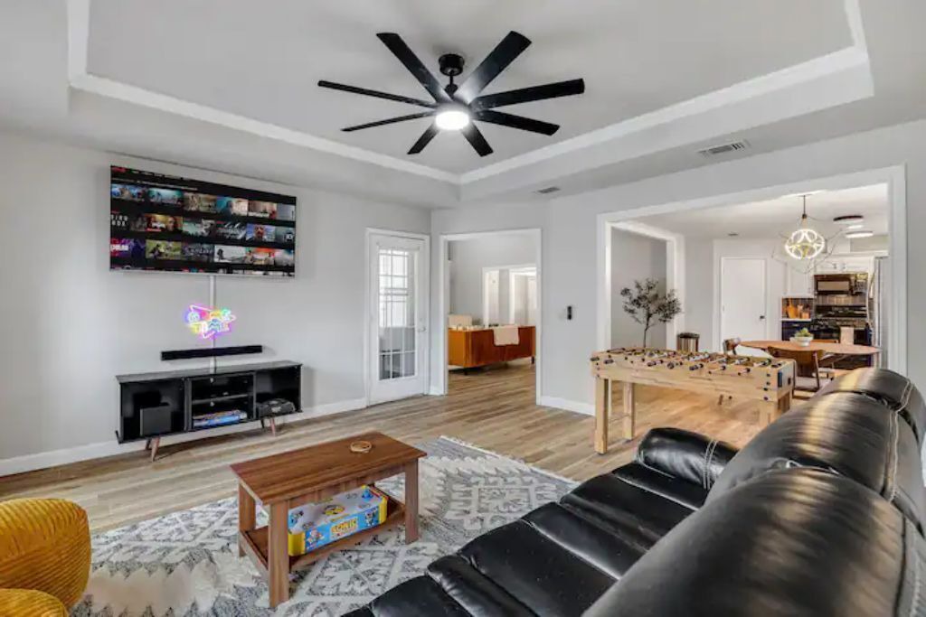 Photo of Livingroom in Flower Mound