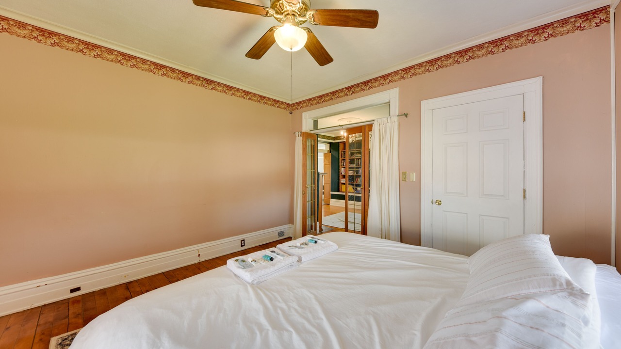 Photo of Bedroom in Racine