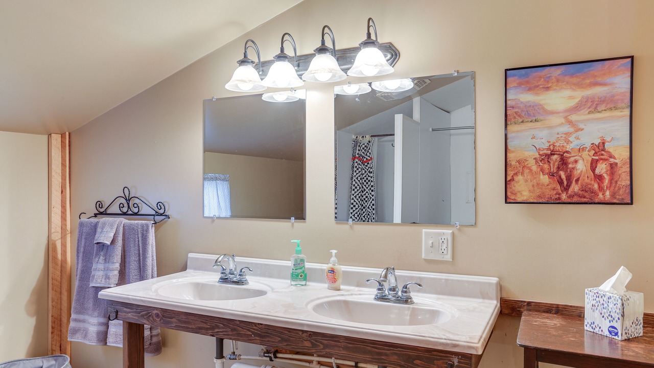 Photo of Bathroom in Hermosa