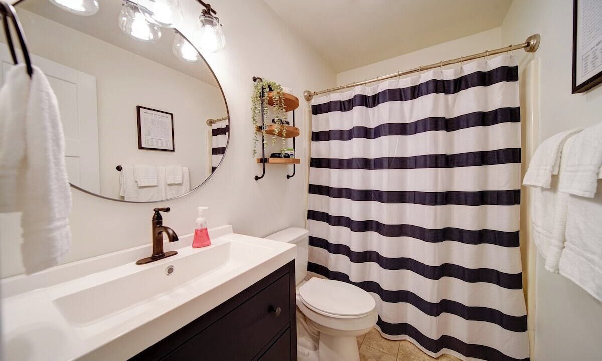 Photo of Bathroom in Southmont