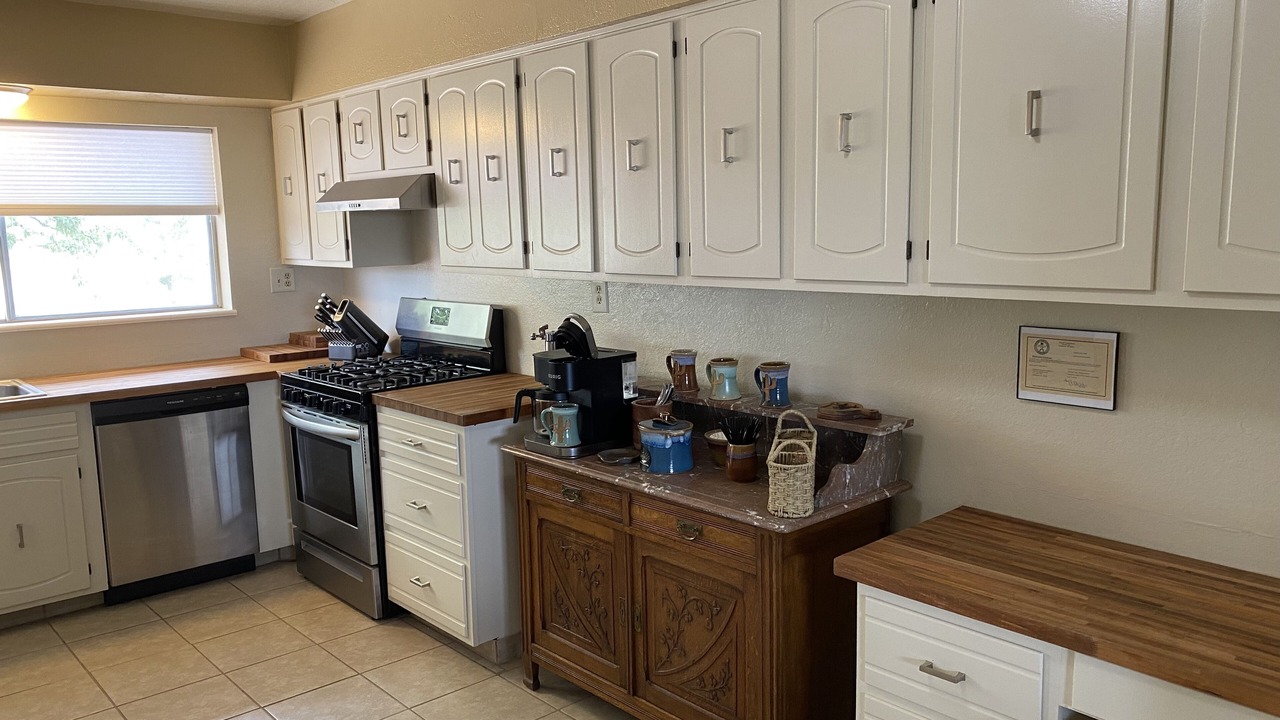 Photo of Kitchen in Tombstone