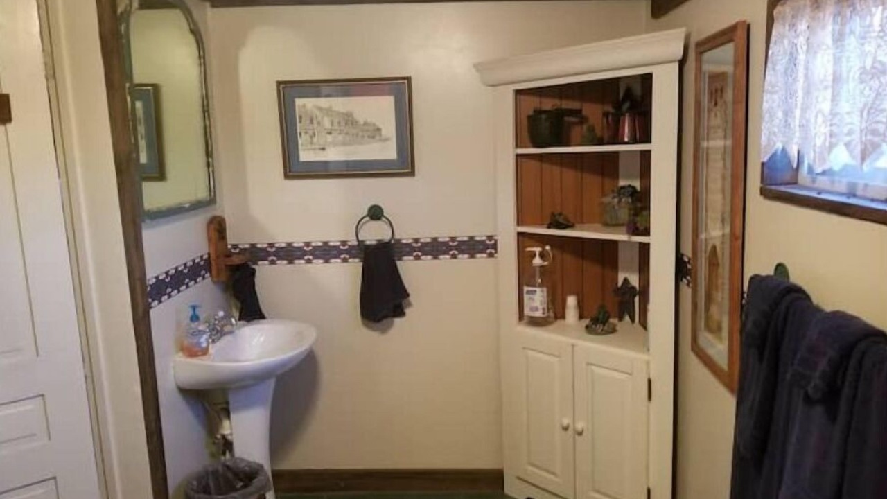 Photo of Bathroom in Harrisonville