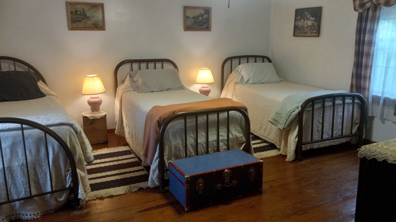 Photo of Bedroom in Harrisonville