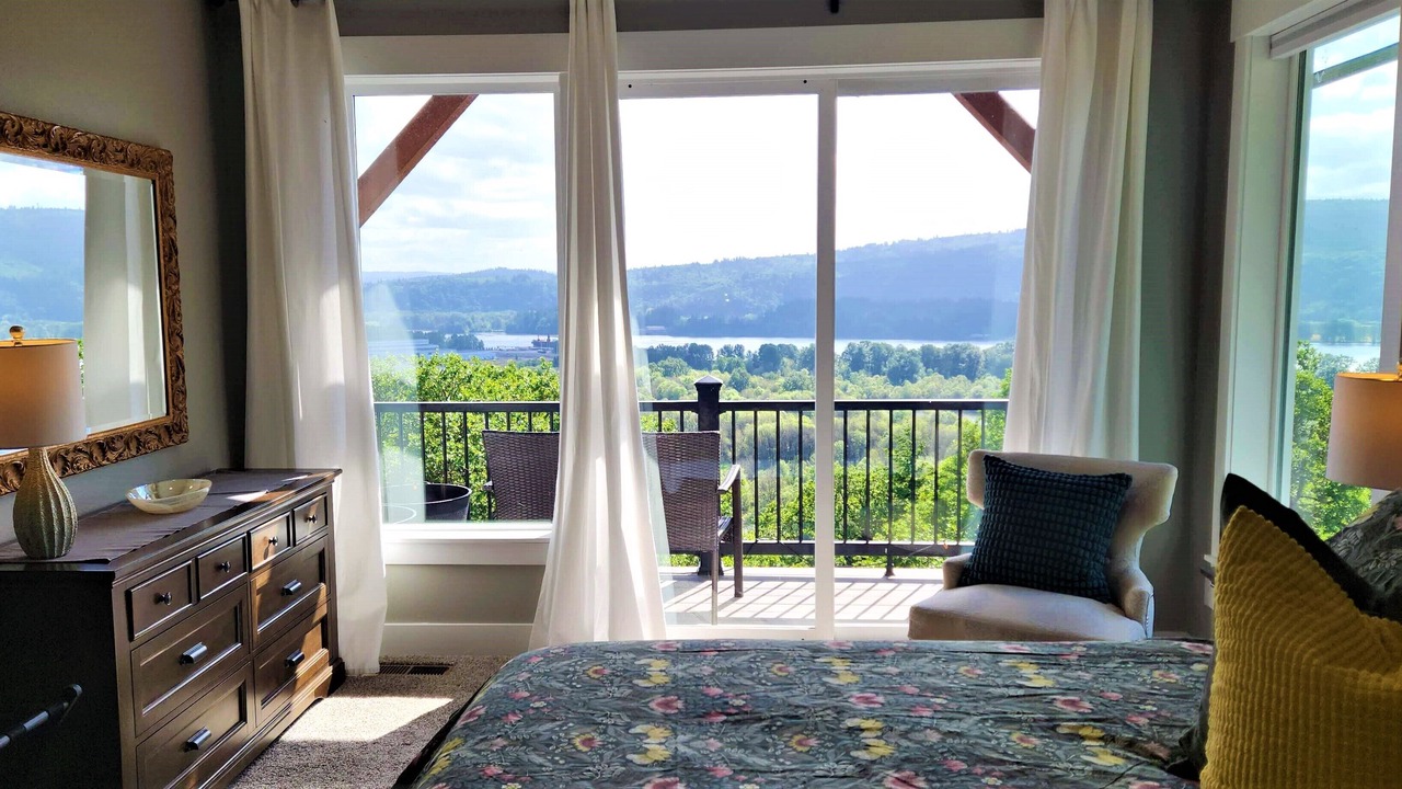 Photo of Bedroom in Carrolls