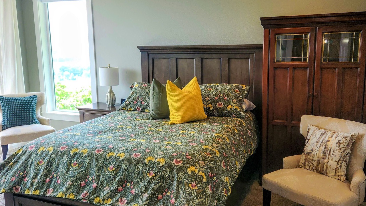 Photo of Bedroom in Carrolls