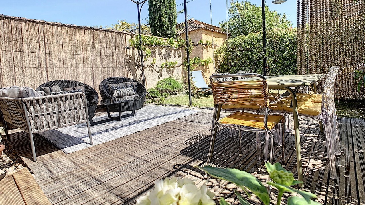 Photo of Outdoor in Loriol-du-Comtat