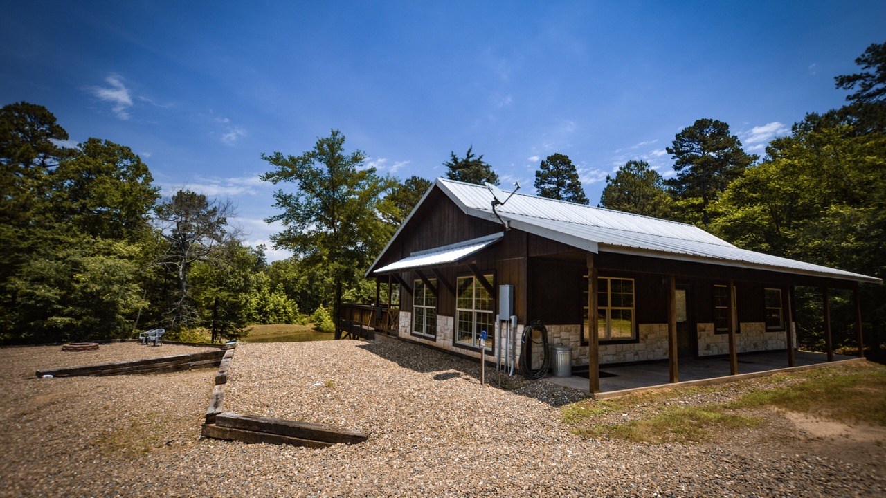 Photo of Outdoor in Golden