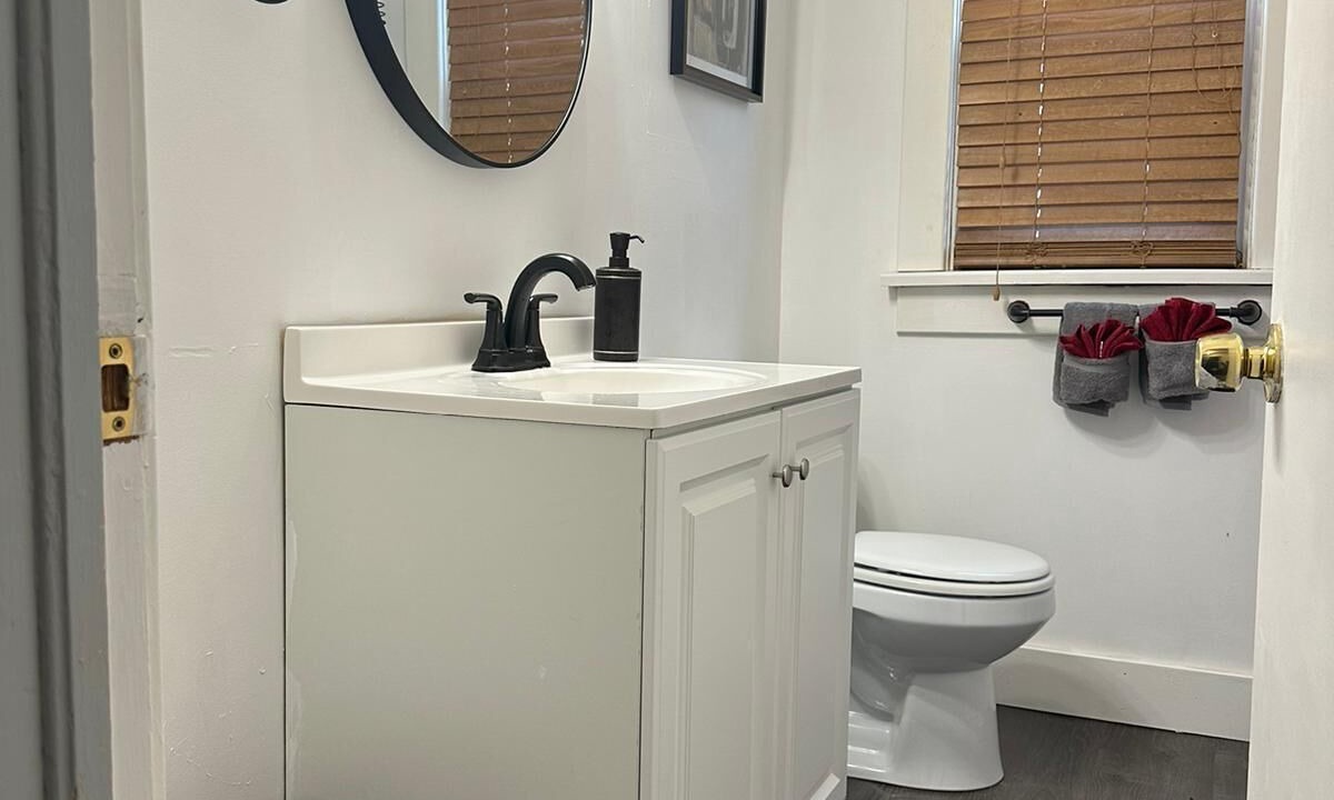 Photo of Bathroom in Albany