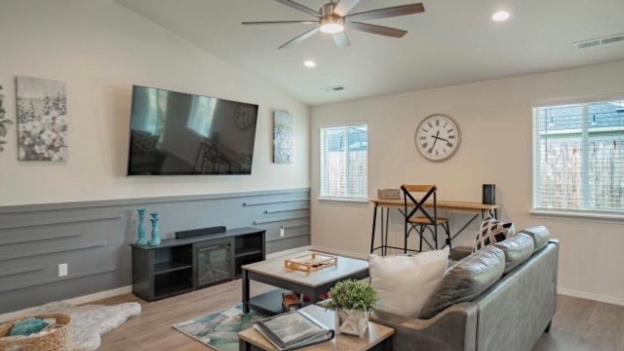 Photo of Livingroom in Medford