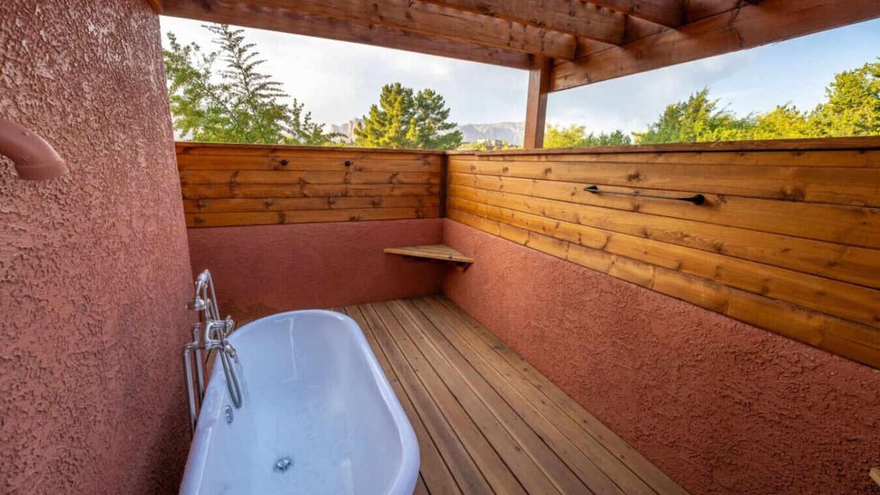 Photo of Outdoor in Oak Creek