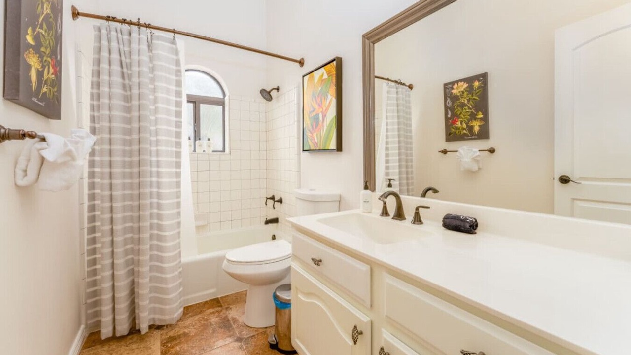 Photo of Bathroom in Oak Creek