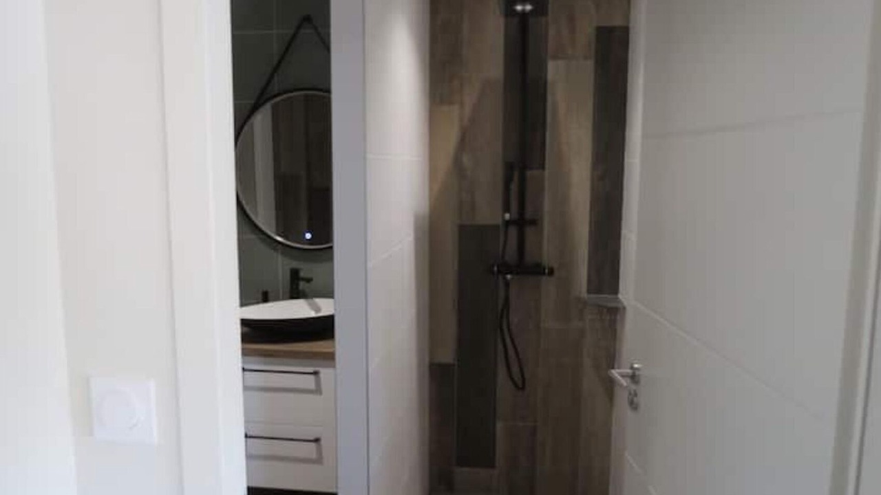 Photo of Bathroom in Les Landes-Genusson