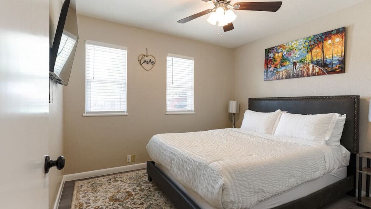 Photo of Bedroom in Central Oklahoma City