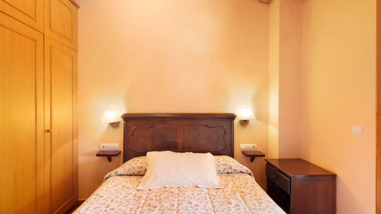 Photo of Bedroom in Das