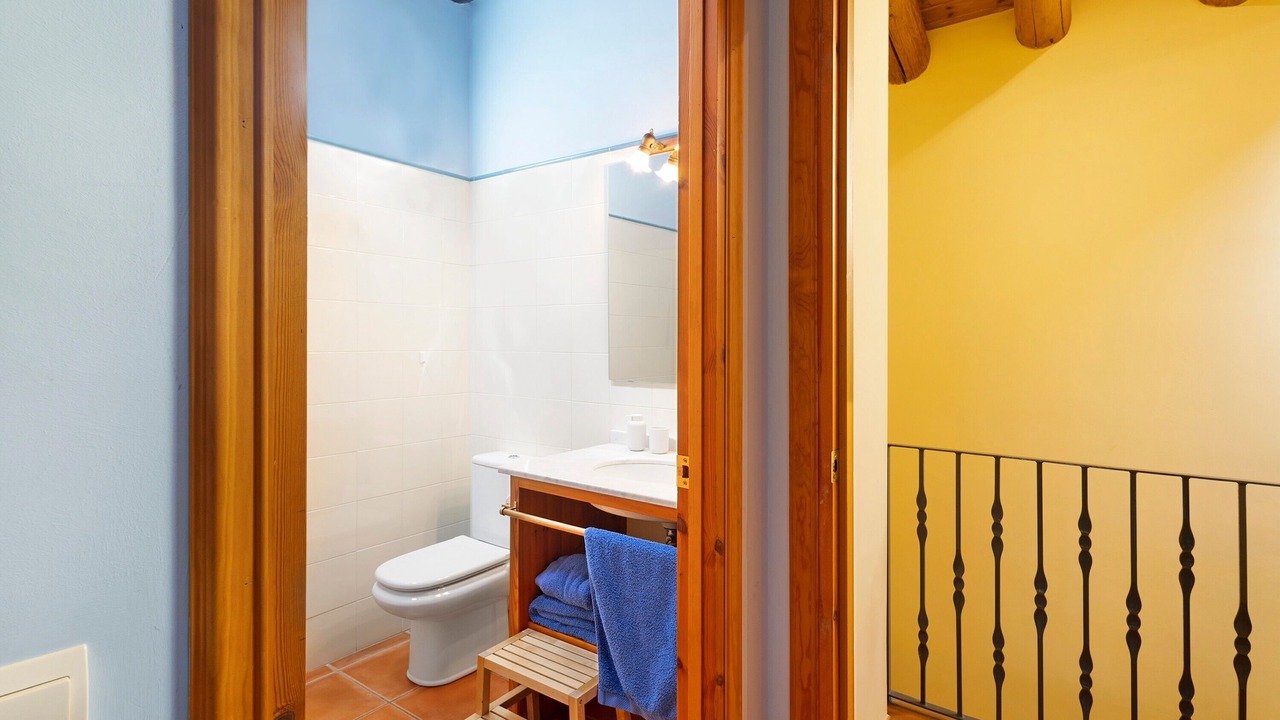 Photo of Bathroom in Das
