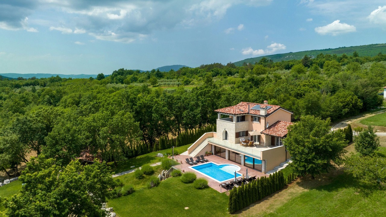 Photo of Outdoor in Buzet