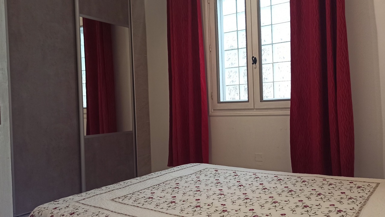 Photo of Bedroom in Vaison-la-Romaine