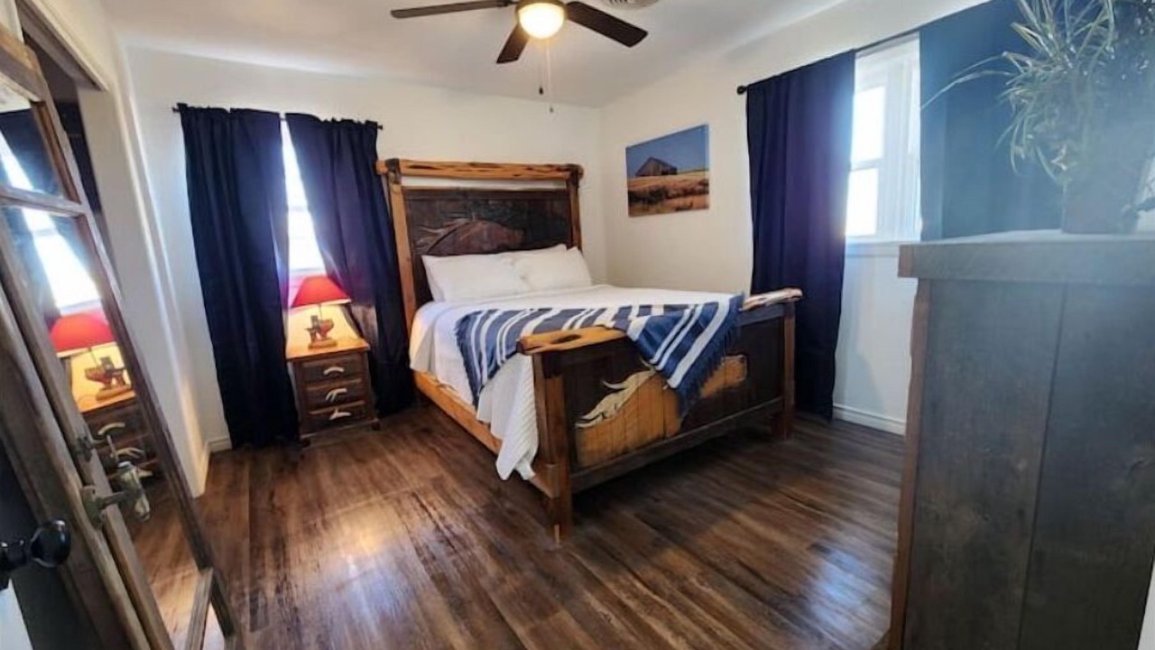 Photo of Bedroom in Canyon