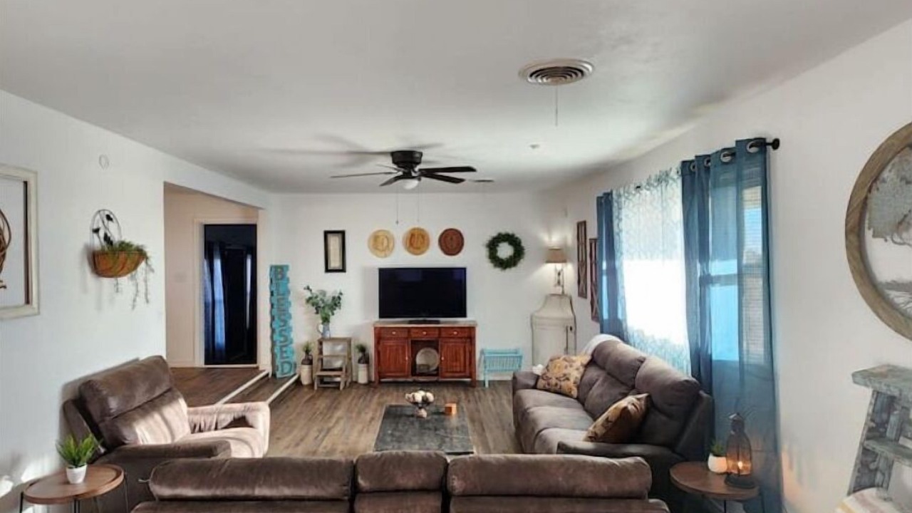 Photo of Livingroom in Canyon