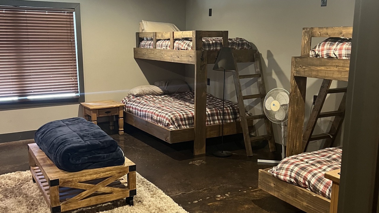 Photo of Bedroom in Gregory