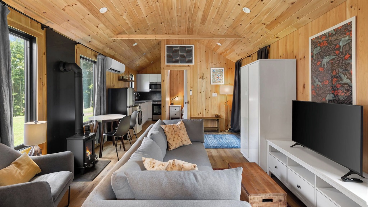 Photo of Livingroom in Wolcott