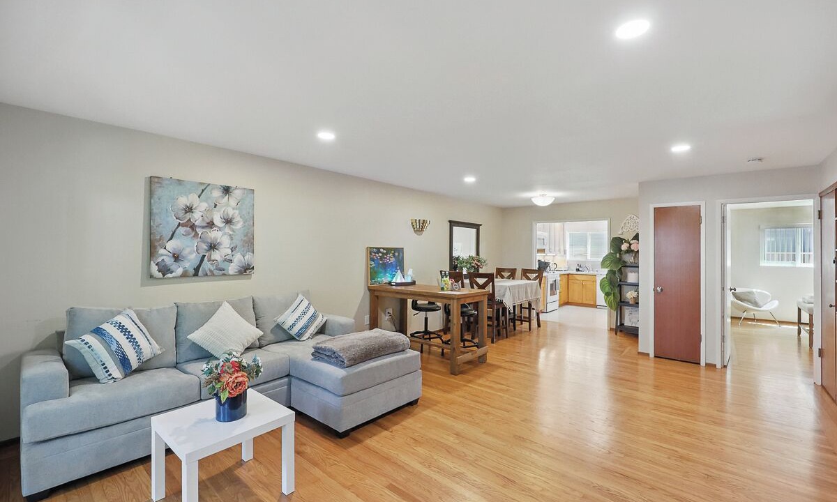 Photo of Livingroom in The Willows