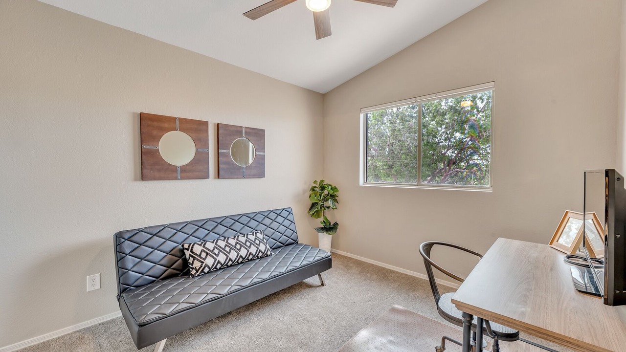Photo of Livingroom in Stetson Hills State