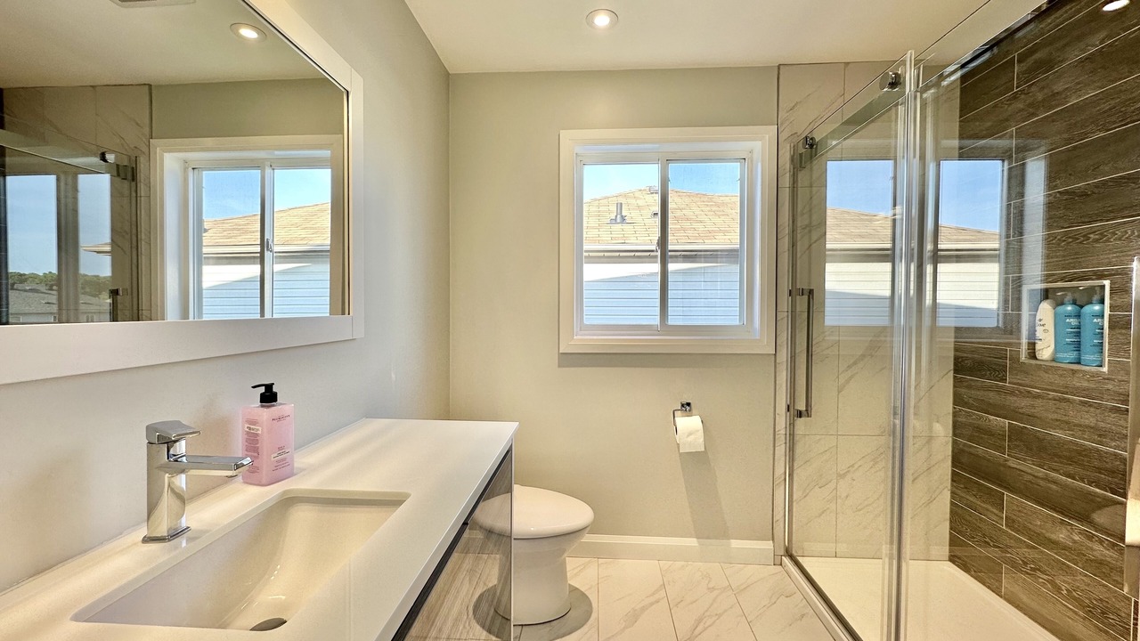 Photo of Bathroom in Alcona