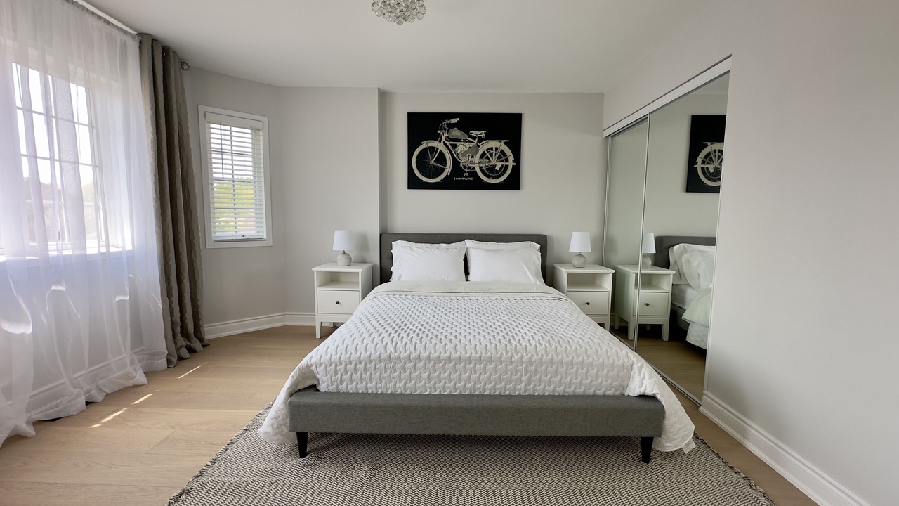 Photo of Bedroom in Alcona