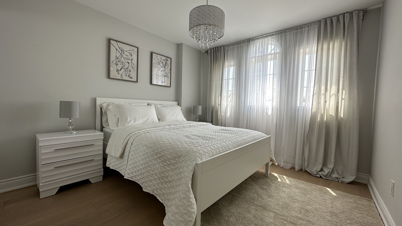 Photo of Bedroom in Alcona