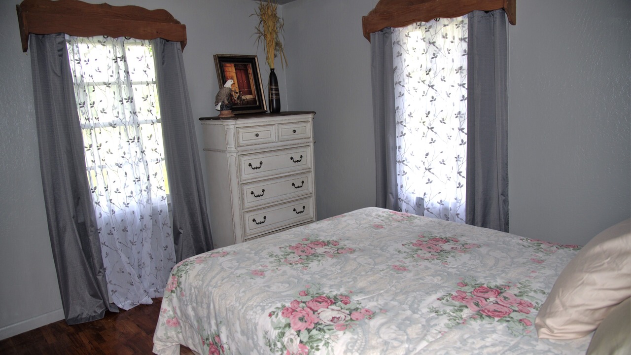 Photo of Bedroom in Hatton