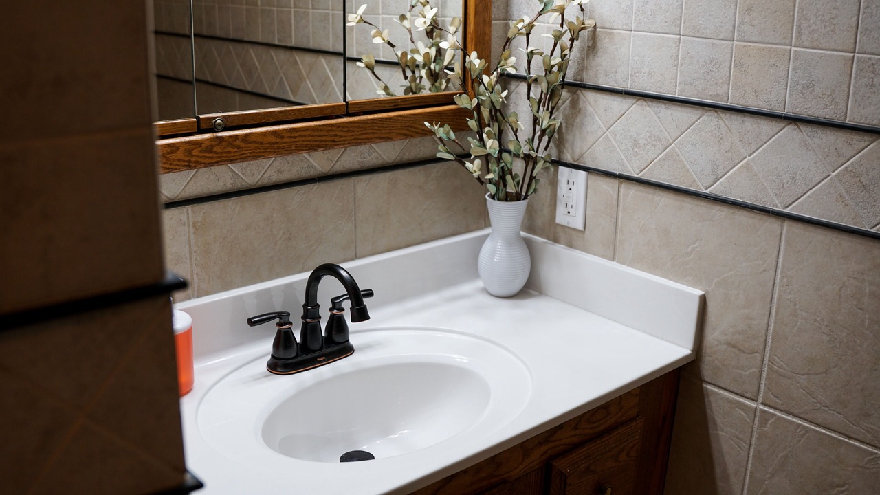 Photo of Bathroom in Macomb