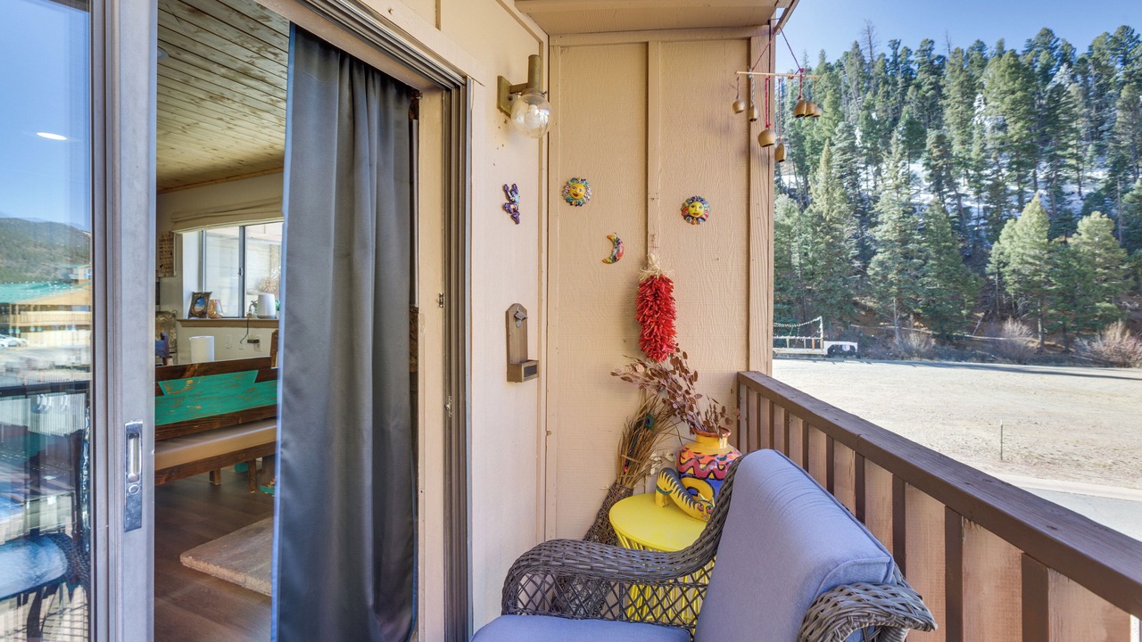 Photo of Patio Balcony in Red River