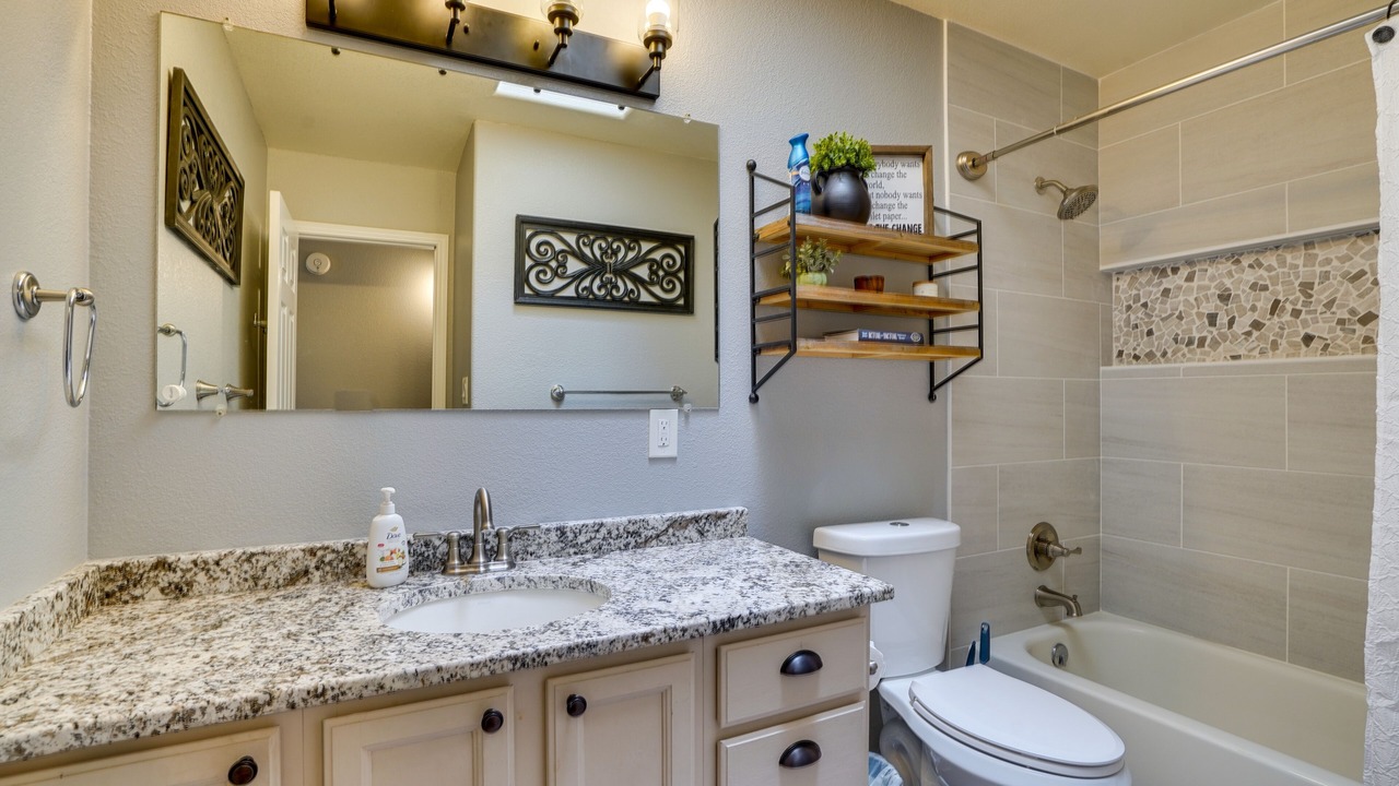 Photo of Bathroom in Safford