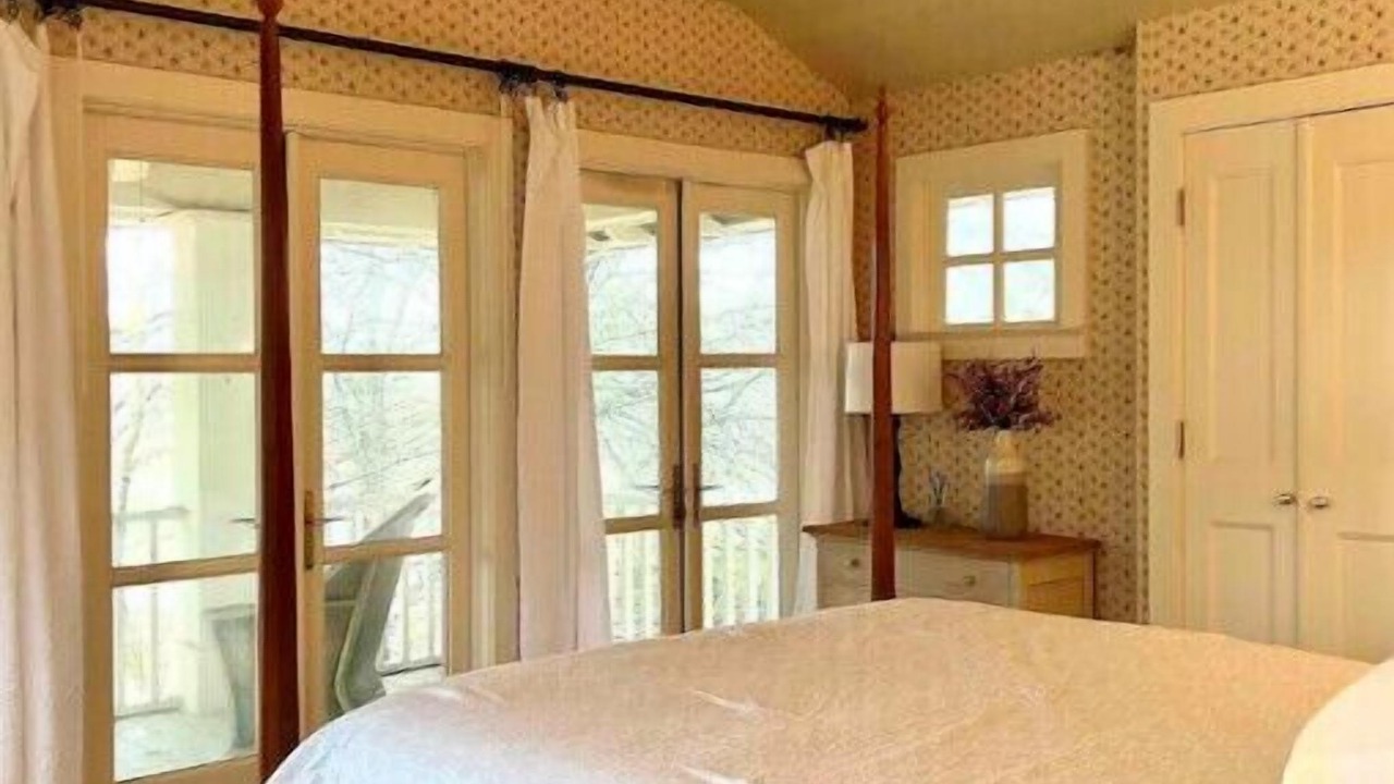 Photo of Bedroom in Pisgah