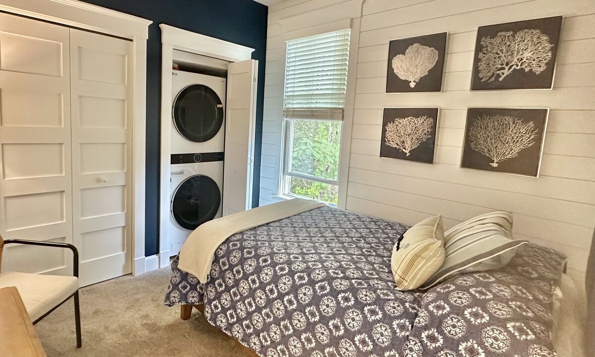 Photo of Bedroom in Moody