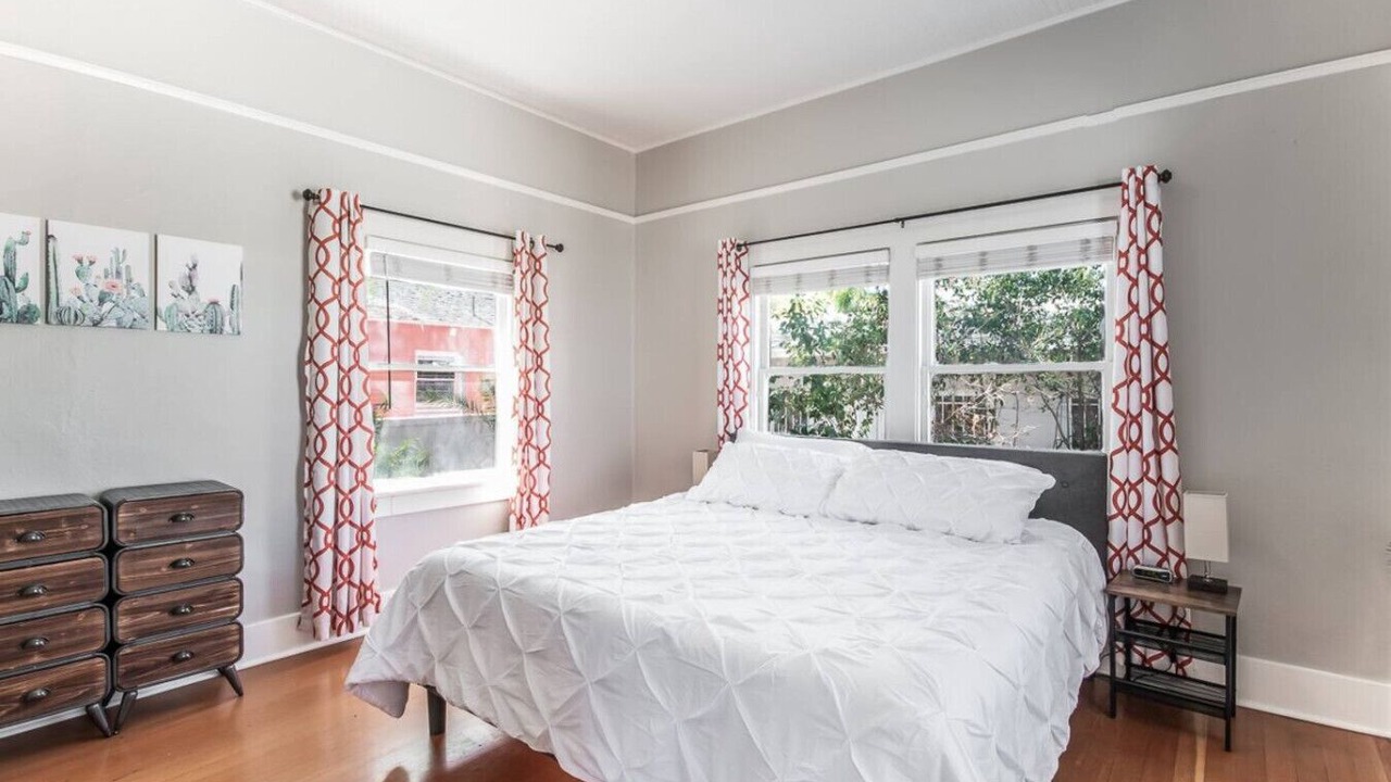 Photo of Bedroom in West University