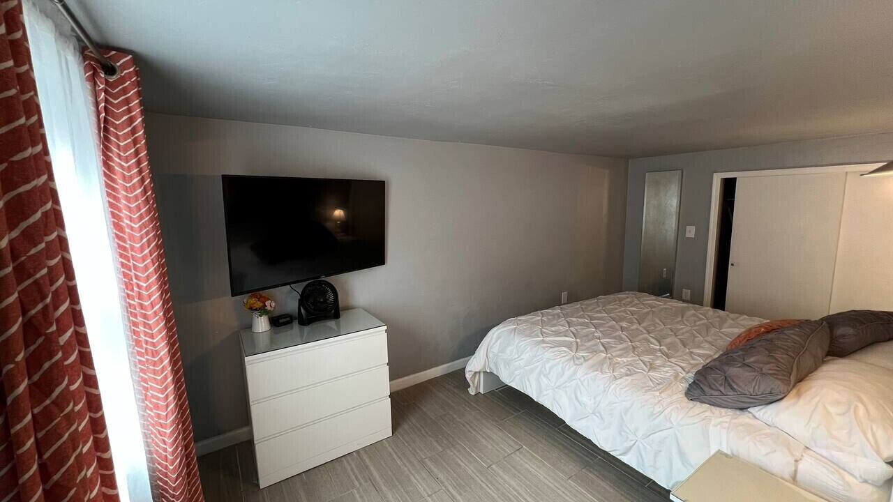 Photo of Bedroom in West University