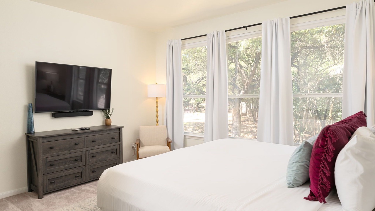 Photo of Bedroom in North San Antonio - SAT